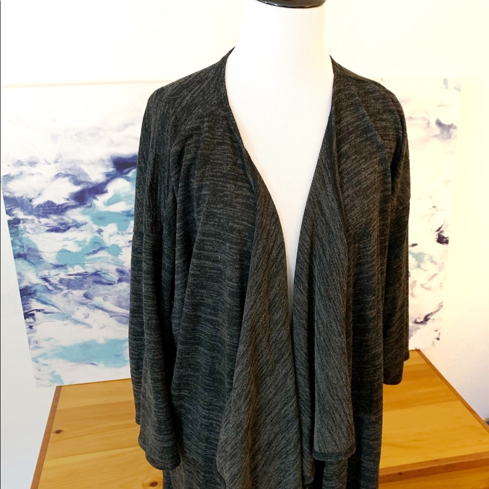 LuLaRoe Black Shirley